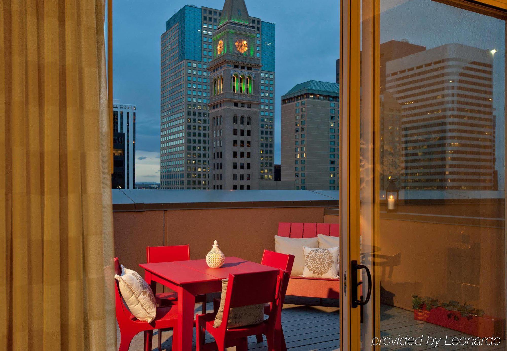 Courtyard By Marriott Denver Downtown Hotel Room photo